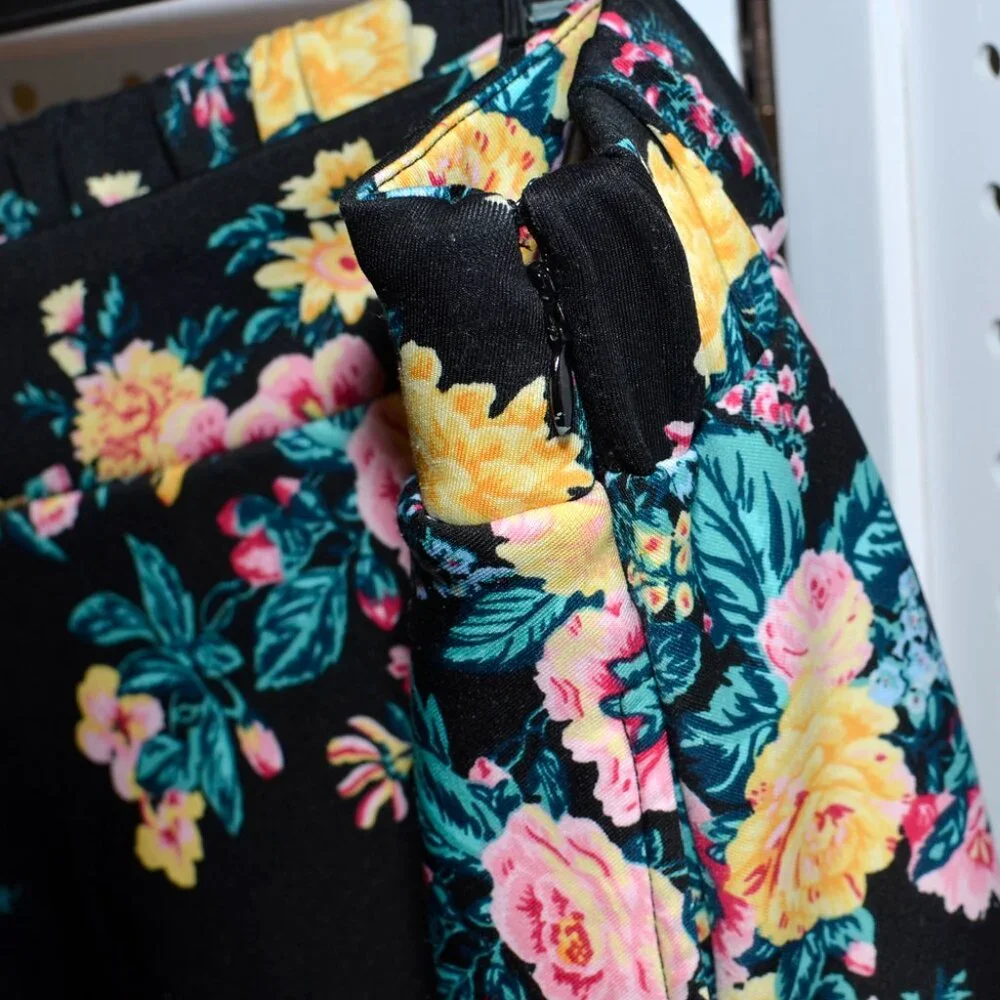 Plus Size 2X Ashley Nell Tipton Vintage Style Floral On Black Midi Skirt - Picture 8 of 12
